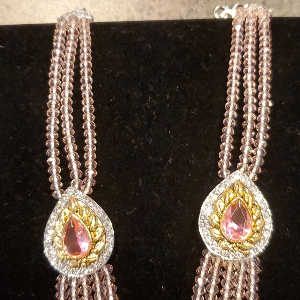 Pink Crystal necklace - Picture 3 of 7
